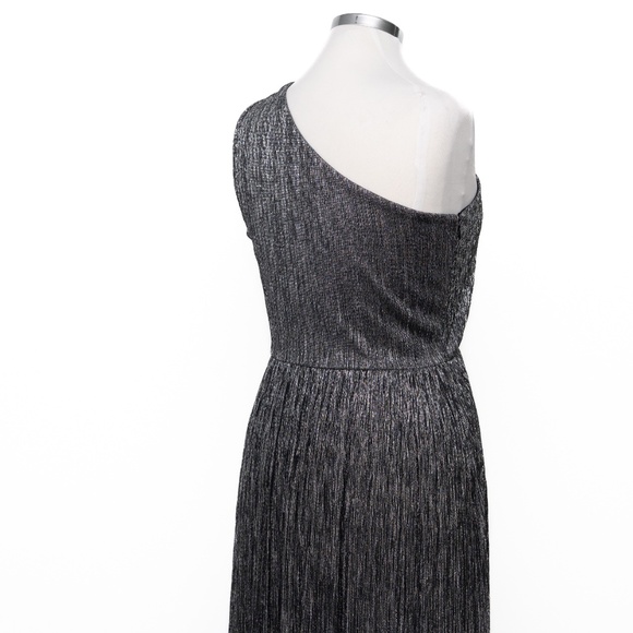 Dress The Population | Kienna Gown in Silver. New! - Picture 9 of 14